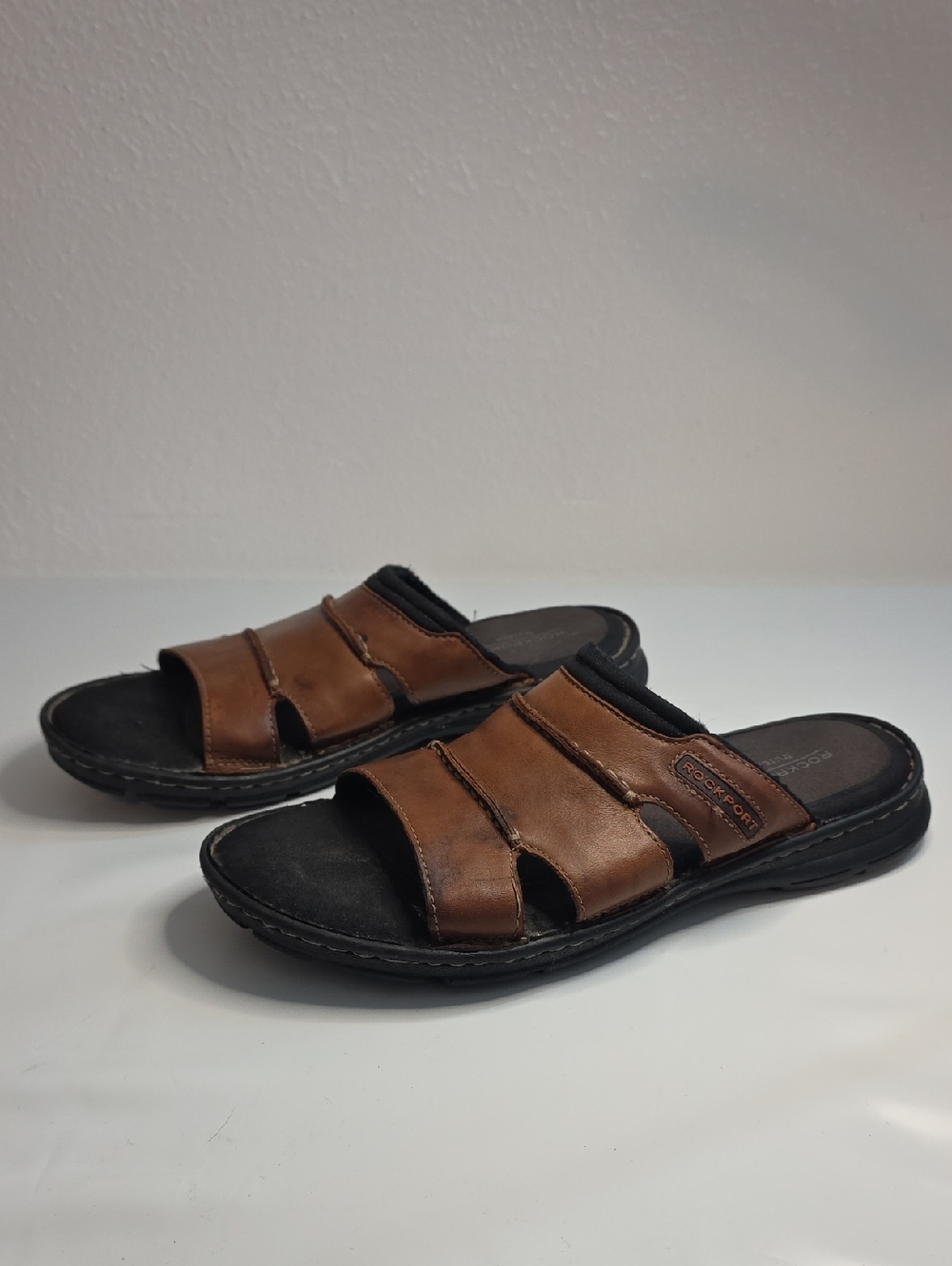 Rockport Style Darwyn 2 Slide Leather Stitching Cushioned Footbed Mens 9 W VGuc